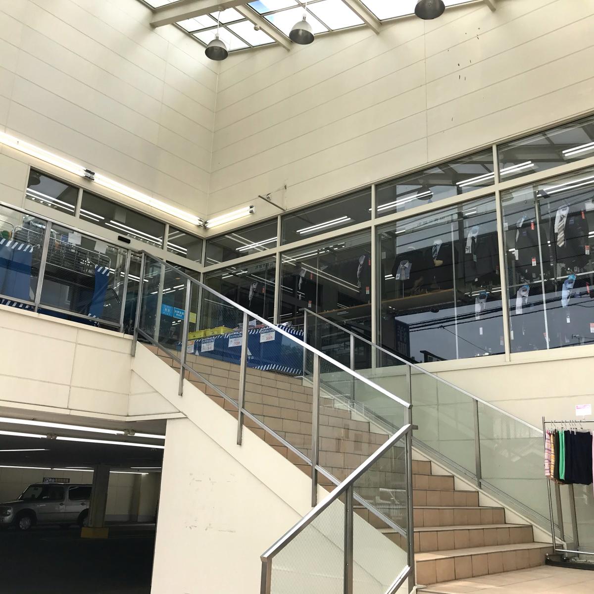 マーケットピア 洋服の青山 相模大野店 相模原市南区豊町