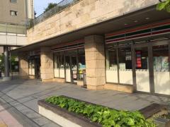 マーケットピア 周辺の生活施設情報 セブンイレブン 神谷町オランダヒルズ店