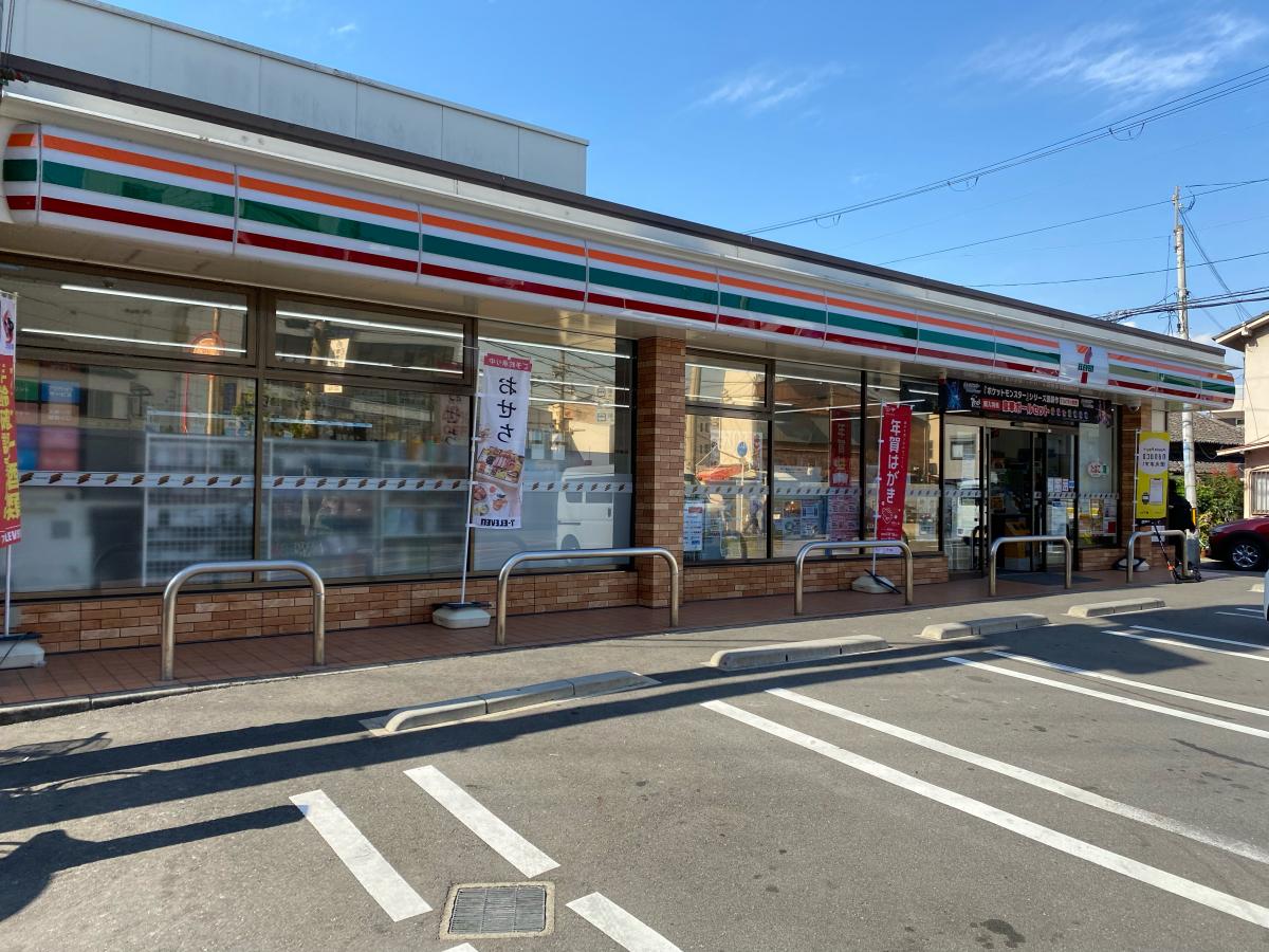 マーケットピア セブンイレブン 吹田元町店