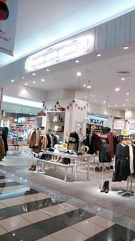 驚くばかりhyphen World Gallery 店舗 人気のファッショントレンド 驚くばかりhyphen World Gallery 店舗 人気のファッショントレンド