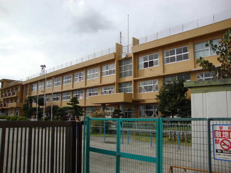 スタディピア 玉幡小学校 甲斐市西八幡