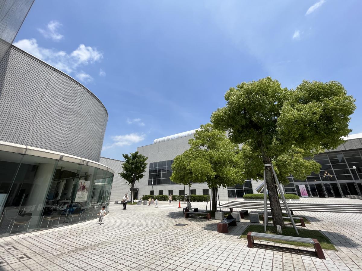 四日市市文化会館