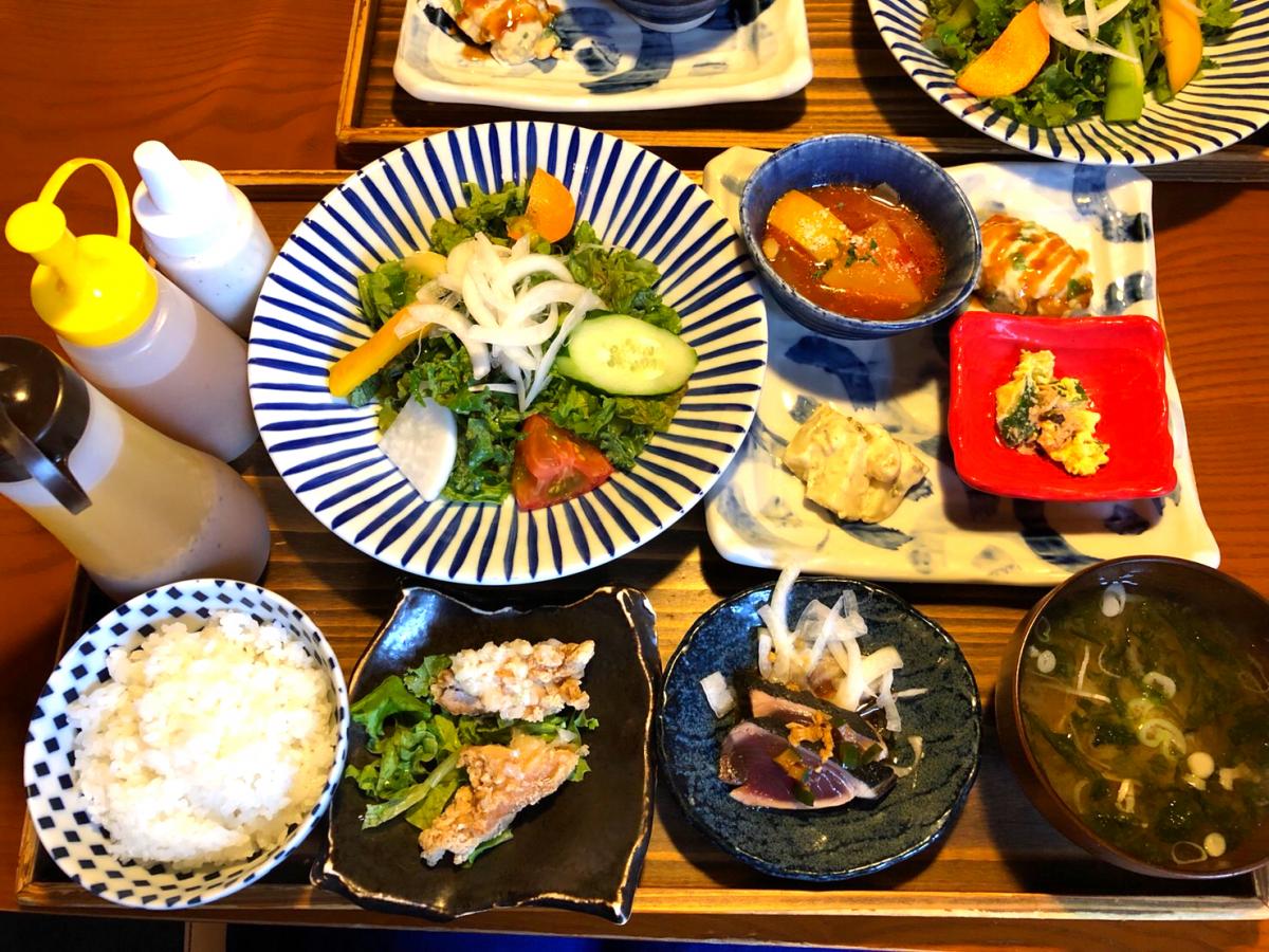 クックドア 青空食堂樽味店 愛媛県