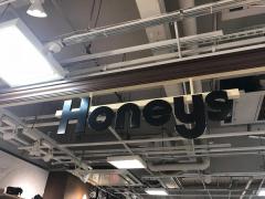 マーケットピア ノジマ イオン海老名店 海老名市中央