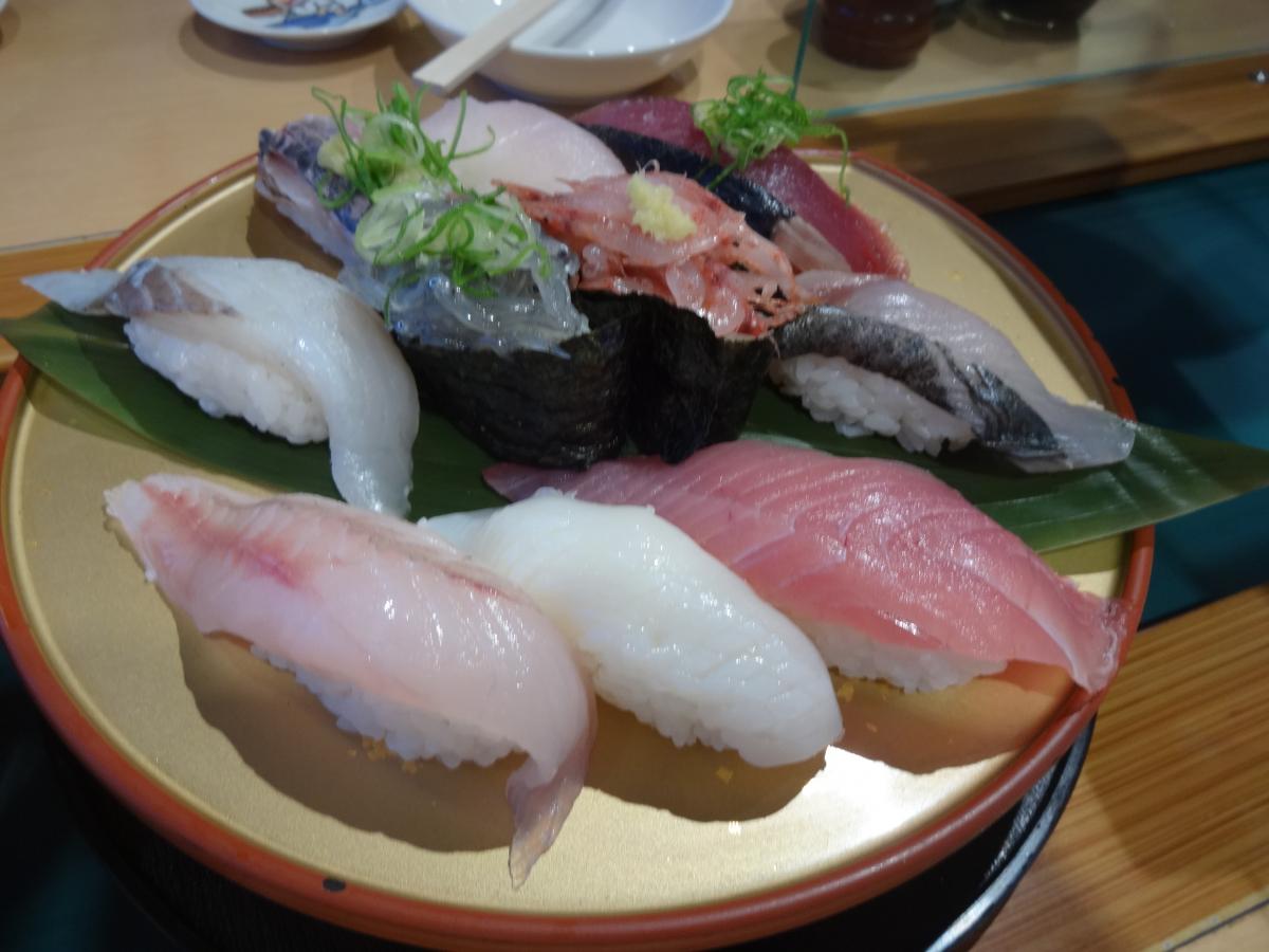 クックドア 沼津魚がし鮨流れ鮨 三島店 静岡県