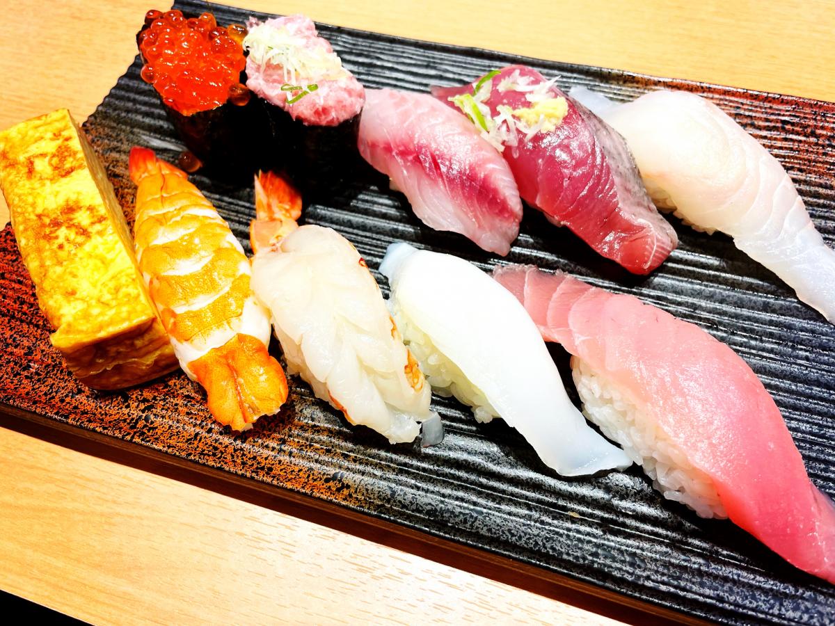 クックドア 沼津魚がし鮨流れ鮨 三島店 静岡県