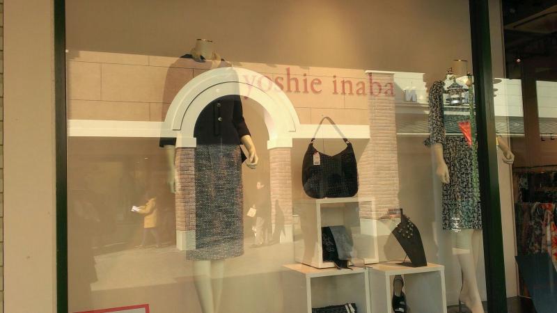 マーケットピア レキップ ヨシエイナバ御殿場プレミアムアウトレット店 御殿場市深沢