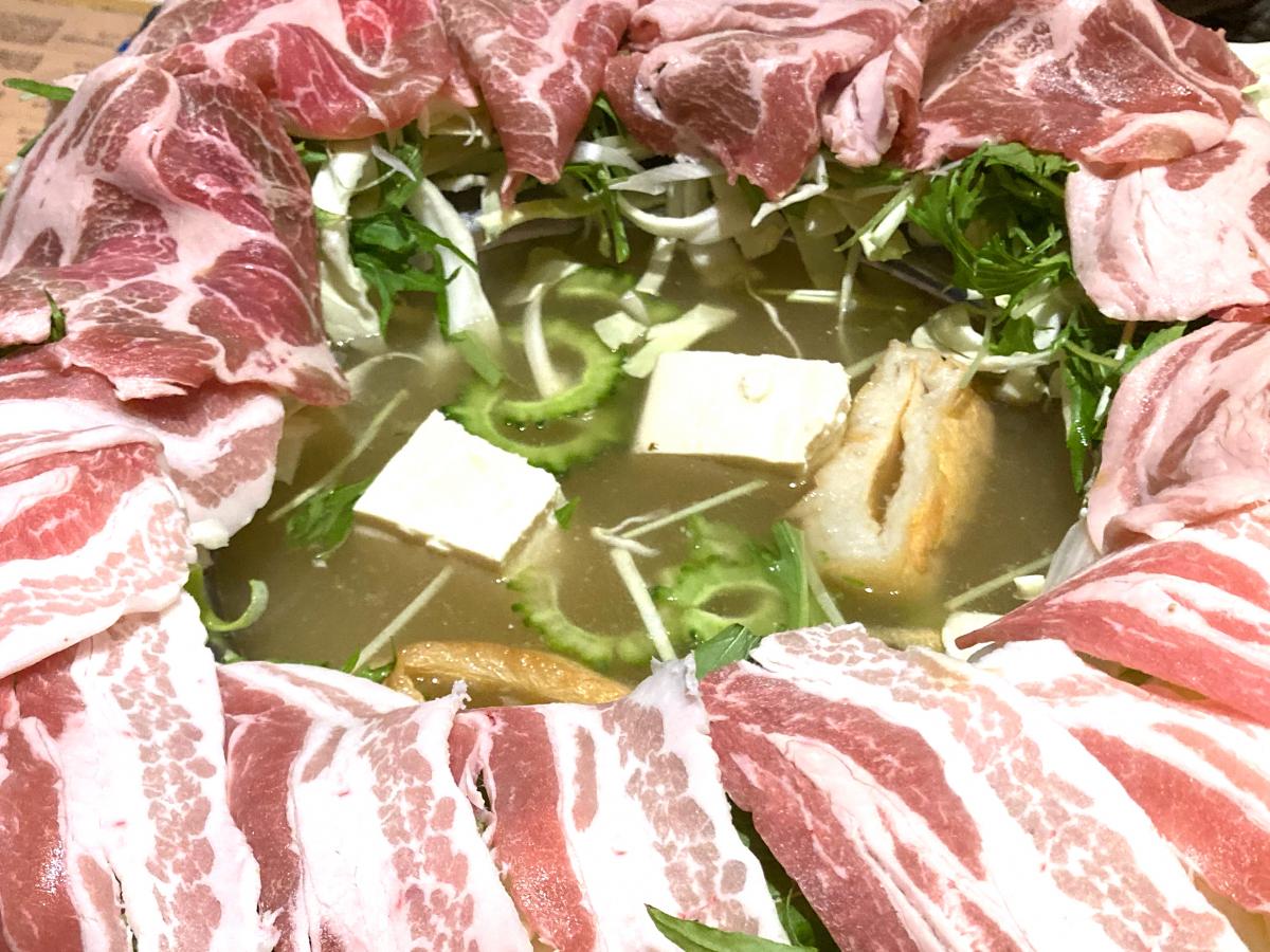 写真 ブタ野郎チキン野郎 沖縄バカヤロー ブタヤロウチキンヤロウオキナワバカヤロー 波寄町 金山駅 すき焼き By Line Place