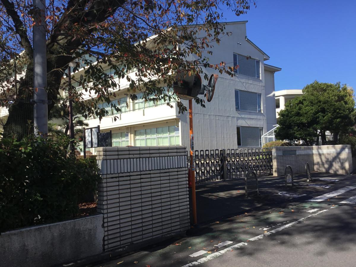 泉が丘小学校／ホームメイト