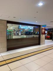 マーケットピア】ファミリーマート 八重洲地下街店周辺の生活施設情報
