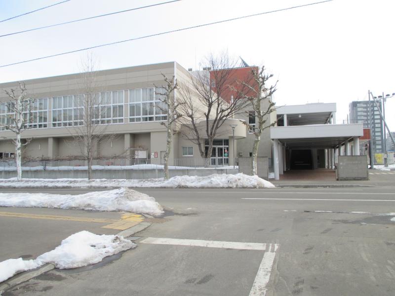 スタディピア 札幌大通高校 札幌市中央区北二条西 １ １９丁目