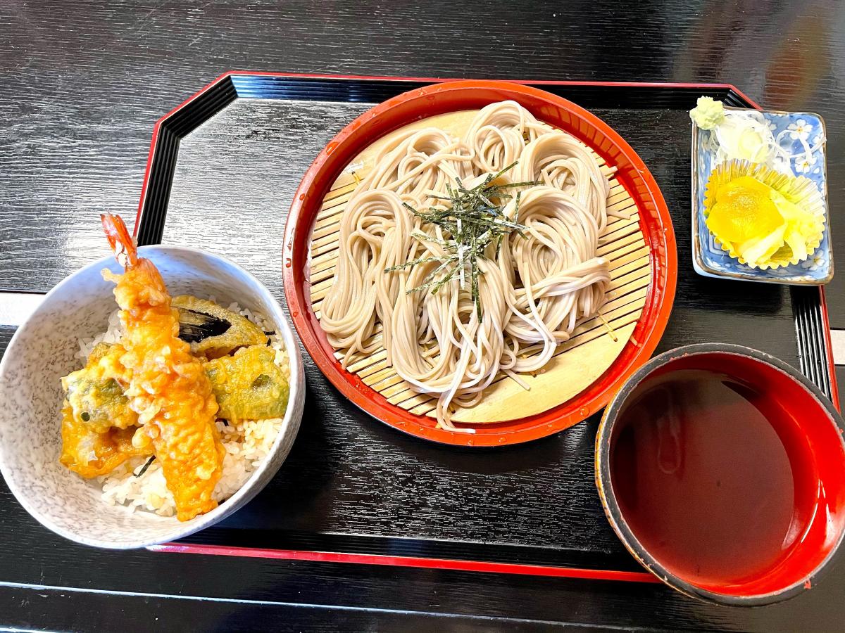 クックドア 孫四郎そば蔵王店