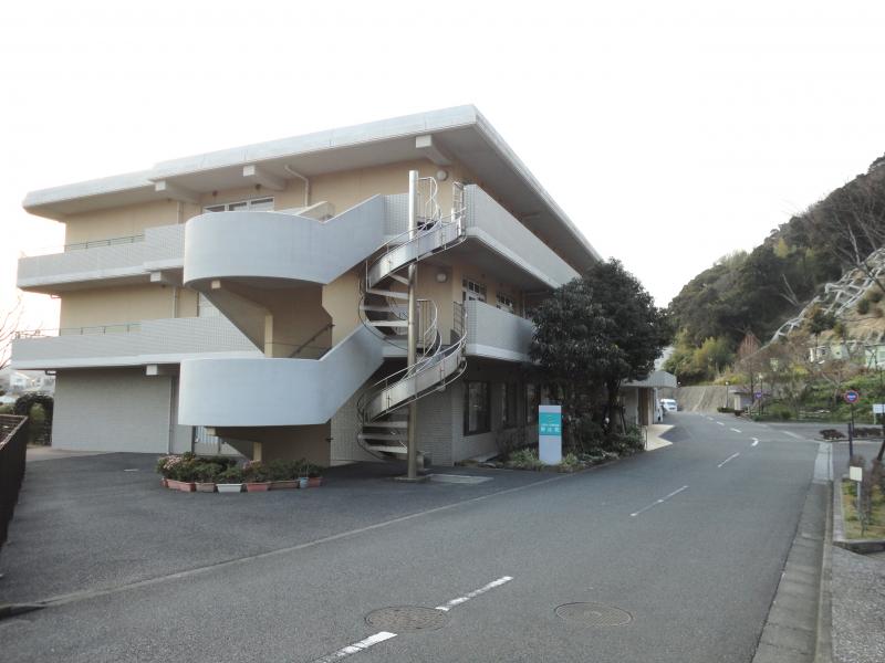 ホームメイト シニア 横須賀あじさい園