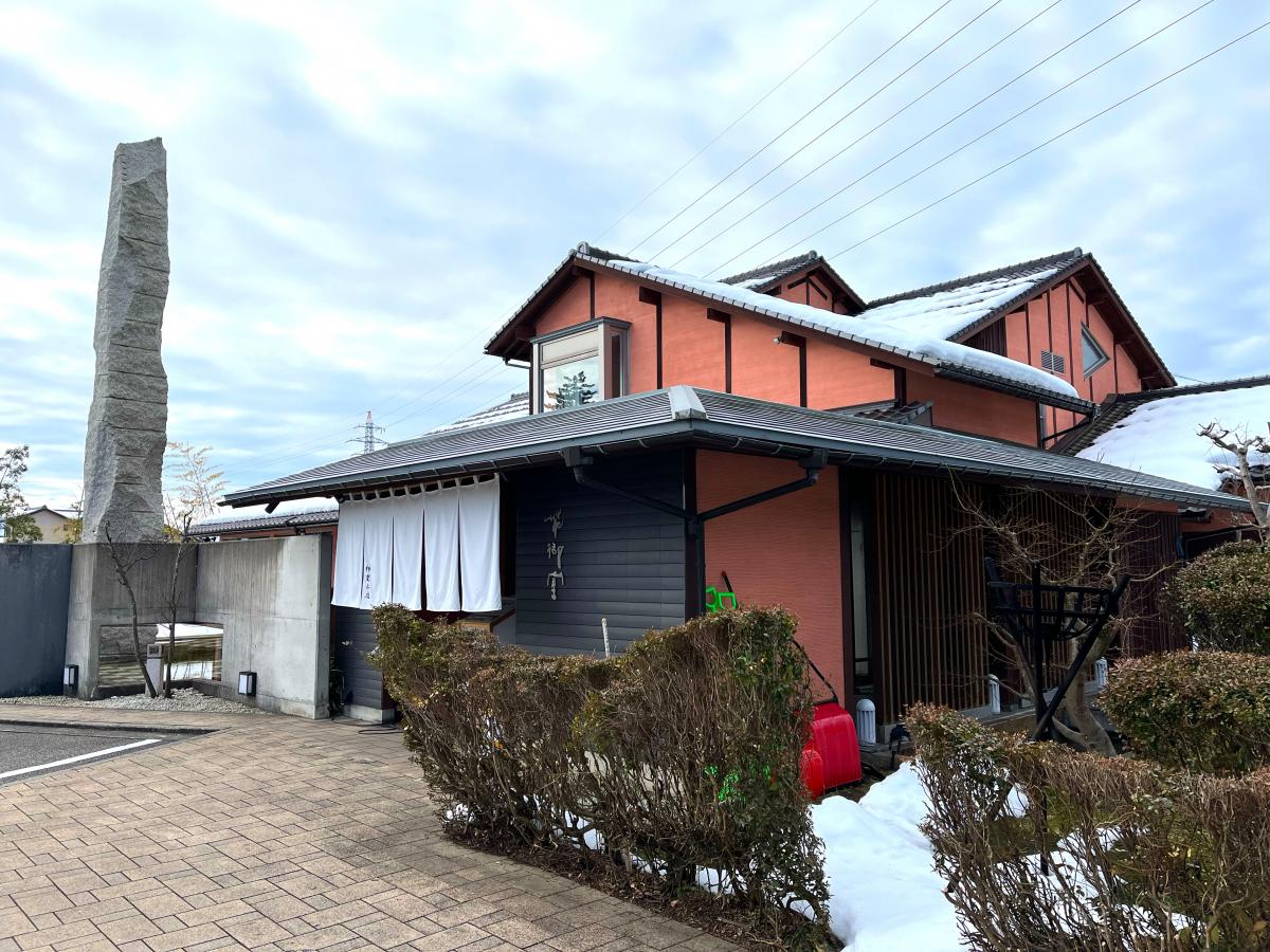 クックドア 柿里花御堂