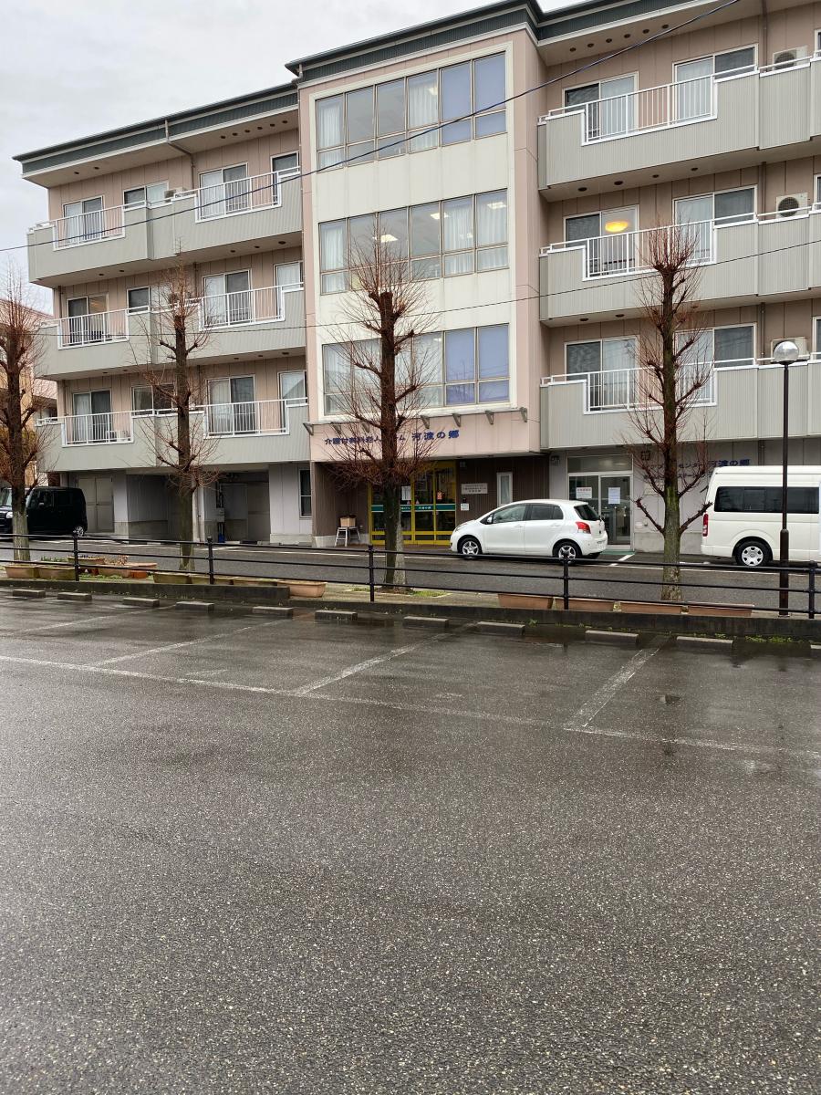 マーケットピア ドラッグ トップス河渡店 新潟市東区 周辺施設 口コミ 写真 動画