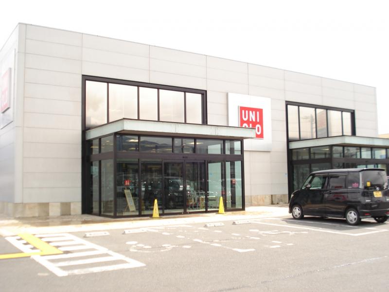 マーケットピア ユニクロ 飯田店 飯田市鼎名古熊